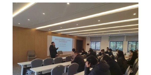 以信心凝聚力量，以實干譜寫華章——在新經(jīng)濟下，發(fā)現(xiàn)新商機，實現(xiàn)新發(fā)展