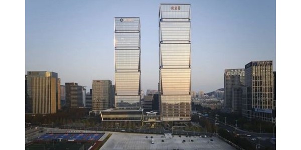 KPF新作：青島上實(shí)中心，造型如“珠寶盒”垂直堆疊